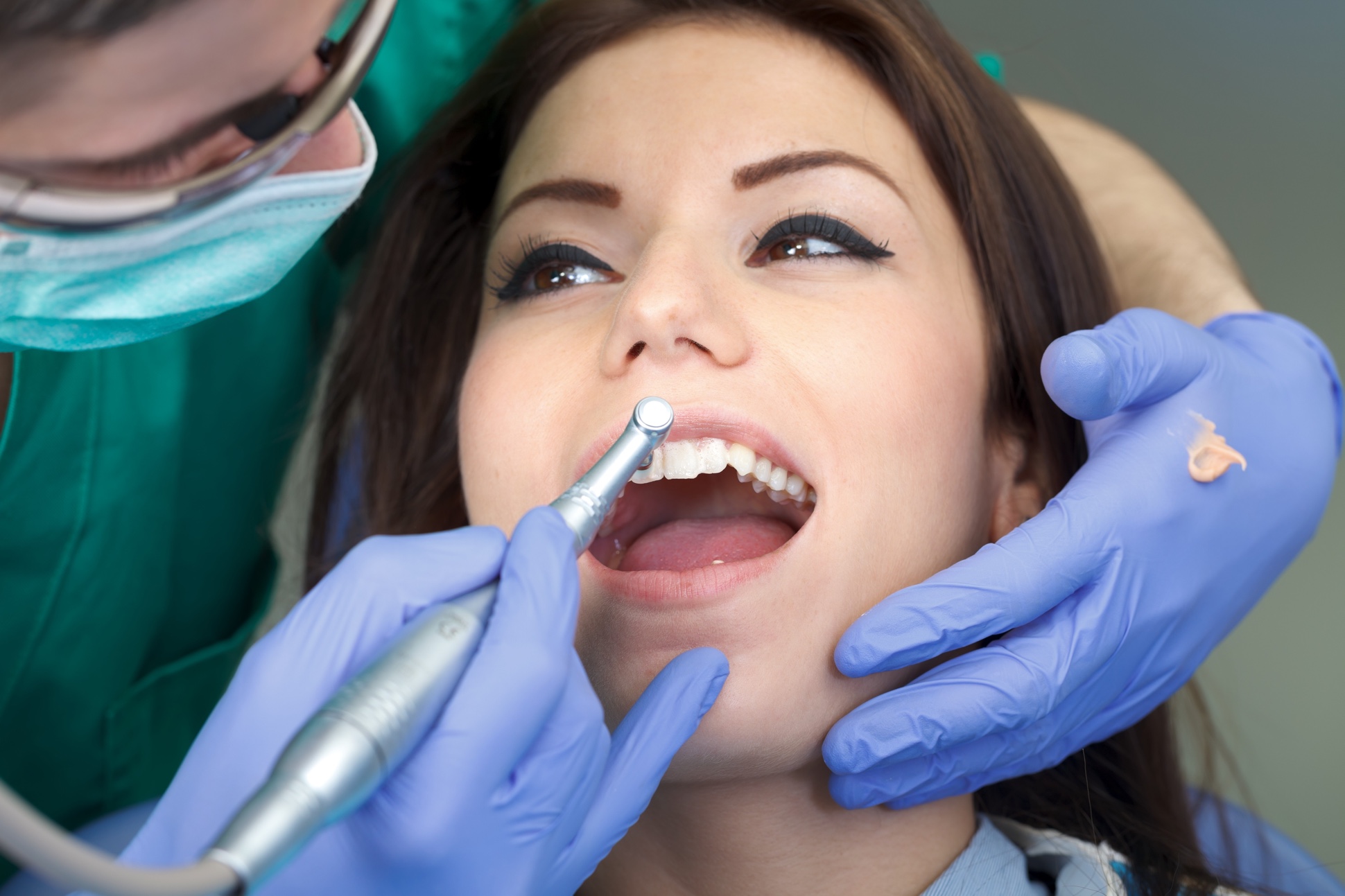 Teeth Cleaning Dental Services - Honolulu Dentist - Ala Moana - Kakaako -  Waikiki Hawaii - Honolulu Dentist - Dr. Declan Devereux Ala Moana Dental  Care